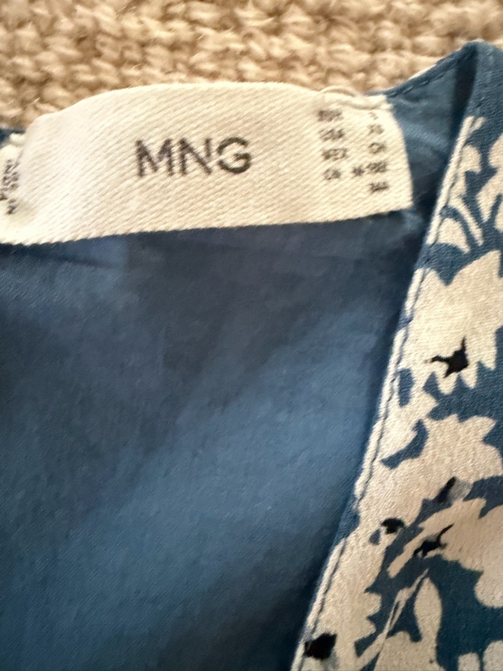 Mango Blue White Floral Wrap Romper Puff Sleeve Faux Wrap Dress XS - Picture 2 of 5